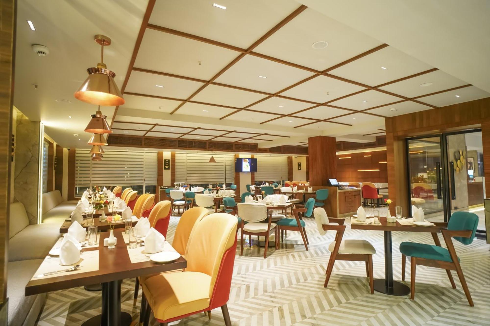 Ishaan Sarovar Portico Deoghar Ngoại thất bức ảnh