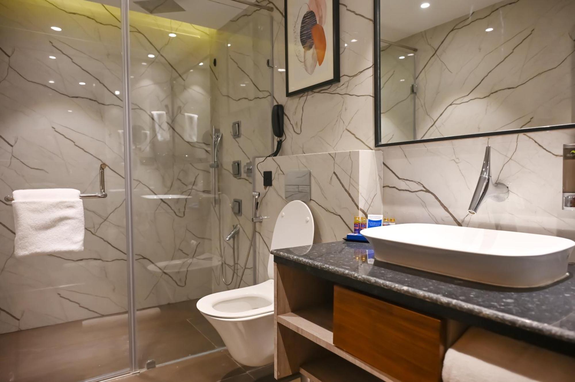 Ishaan Sarovar Portico Deoghar Ngoại thất bức ảnh